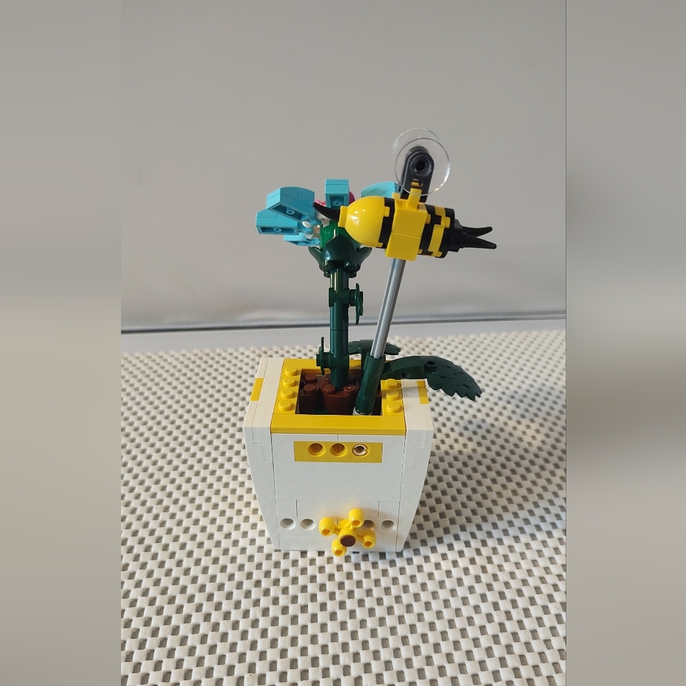 Lego Spring In Bloom 6568276 Building Toy Set - Picture 3 of 4